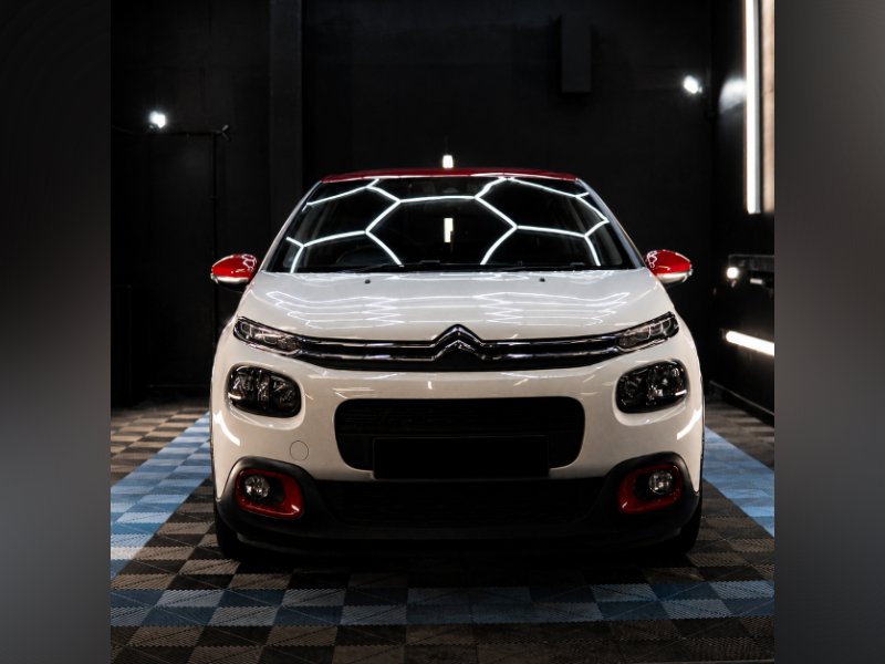 White Citroen C3 1.2 PureTech Flair Hatchback 5dr Petrol Manual Euro 6 s/s 110 ps